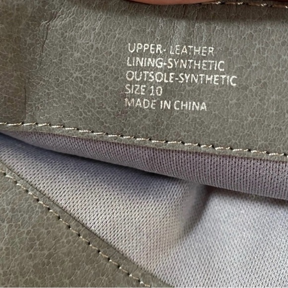 NEIMAN MARCUS | Over the Knee Suede Boots | Dove Grey | Fits Wide Calf | Size 10 - Picture 11 of 11